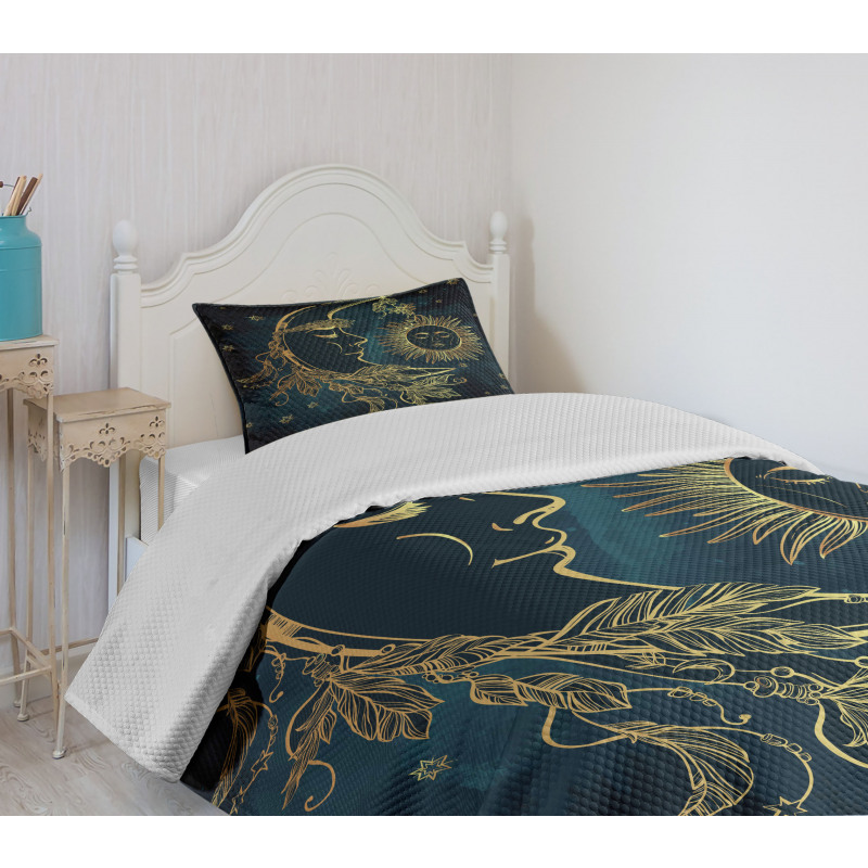 Moon with Boho Feathers Bedspread Set