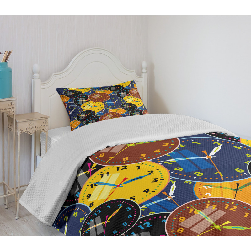 Clock Faces Pattern Bedspread Set