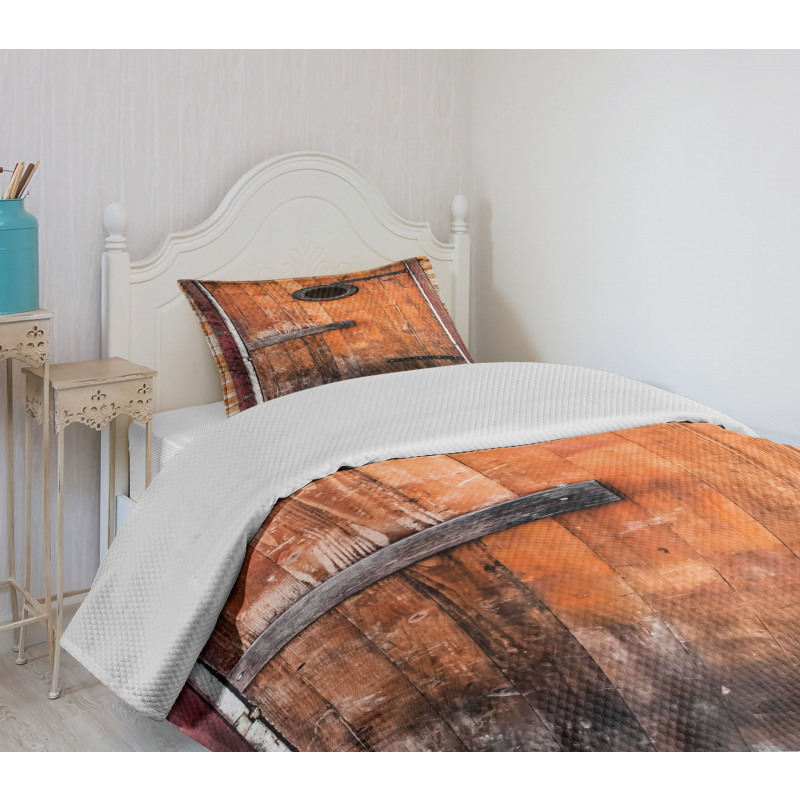 Pine Wood Windows Bedspread Set