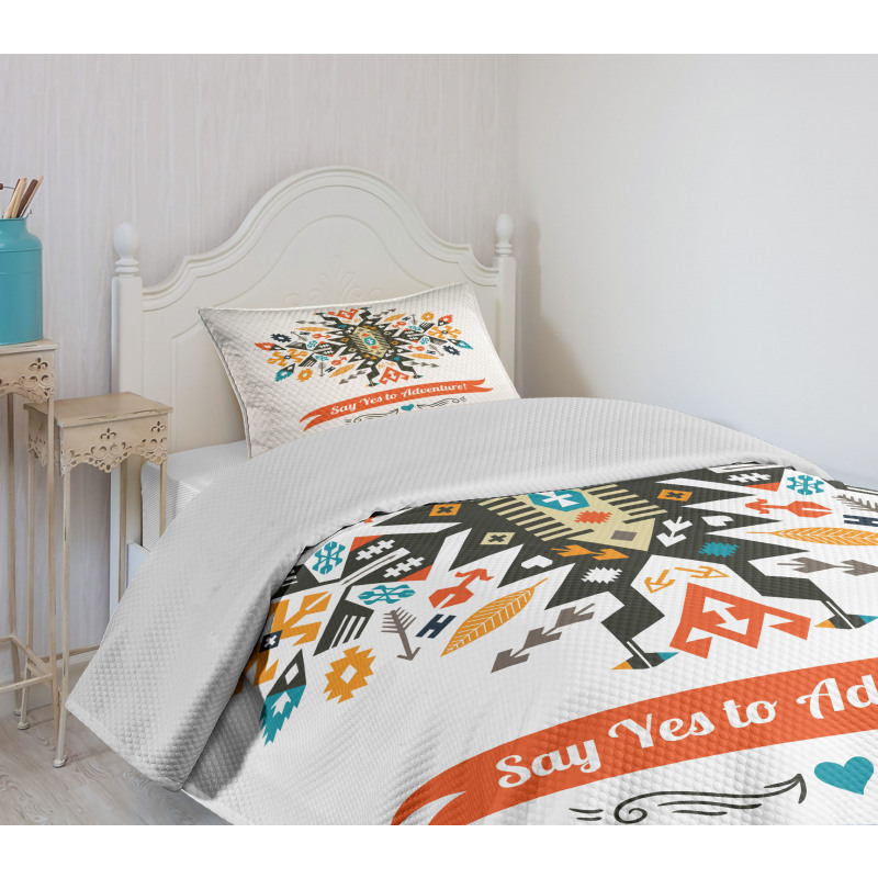 Design and Words Bedspread Set