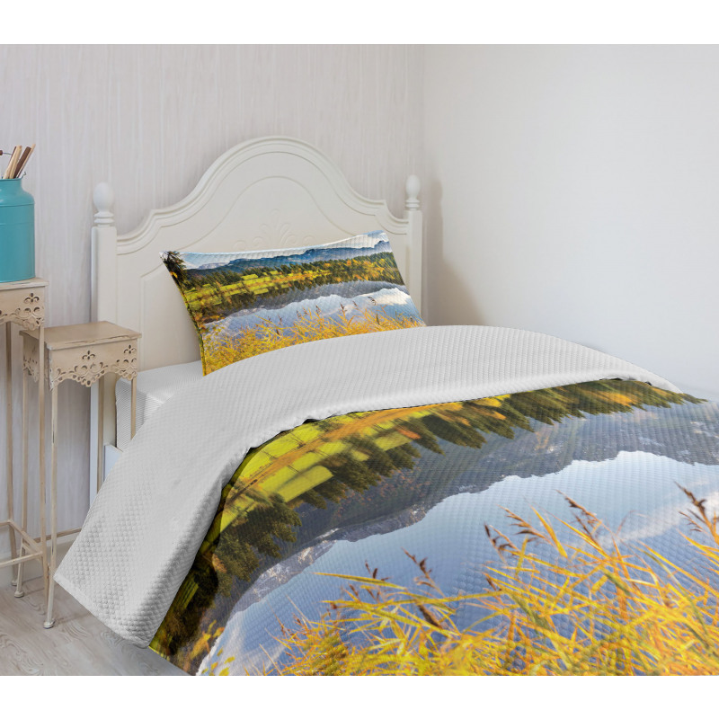 Country Scene and Lake Bedspread Set