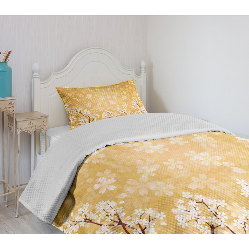 Trees Blossom in Spring Bedspread Set