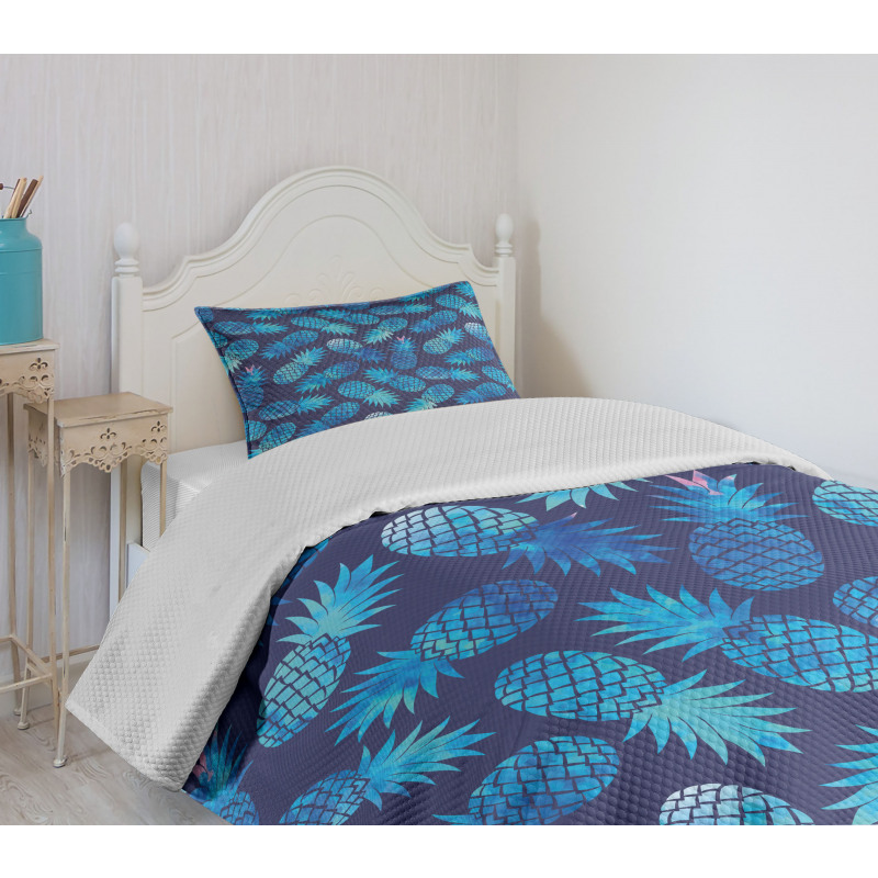 Exotic Pineapple Bedspread Set