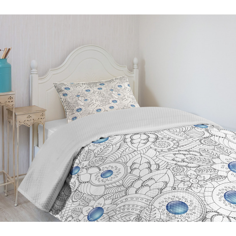 Flowers with Blue Dots Bedspread Set