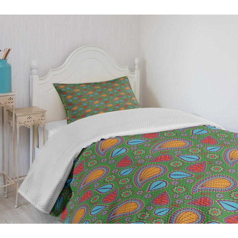 Floral Swirls Bedspread Set