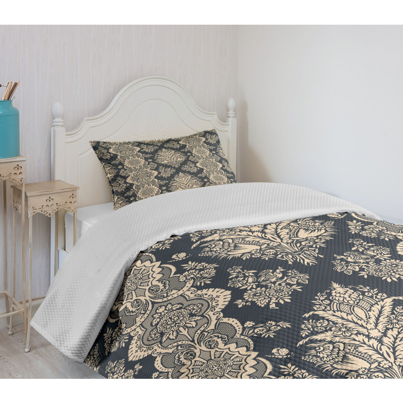 Victorian Baroque Style Bedspread Set