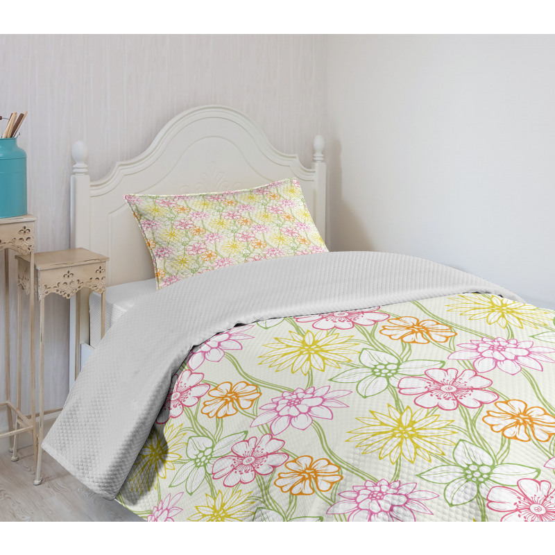 Colorful Flowers Sketchy Bedspread Set