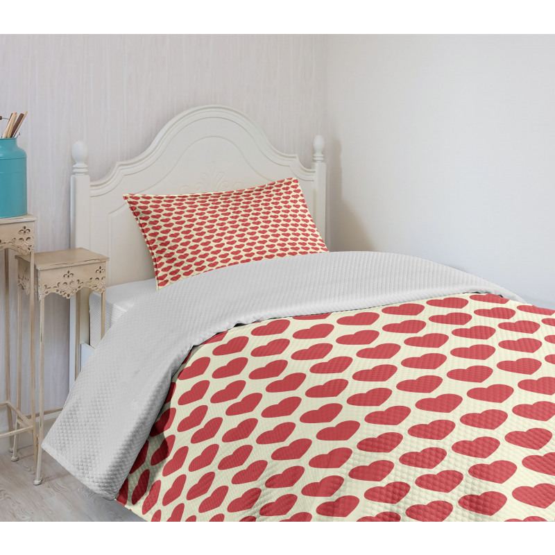 Vibrant Red Hearts Bedspread Set