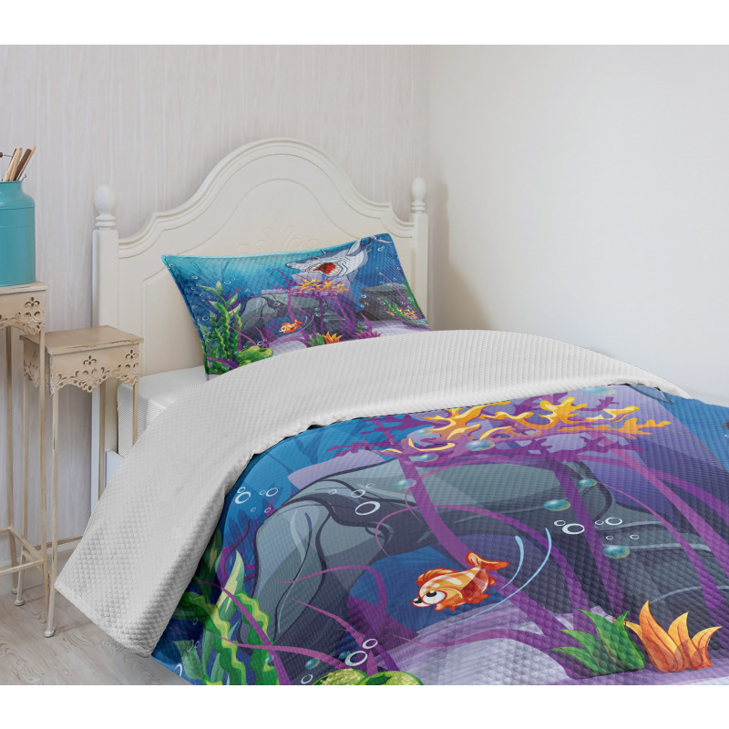Evil Shark Little Fish Bedspread Set