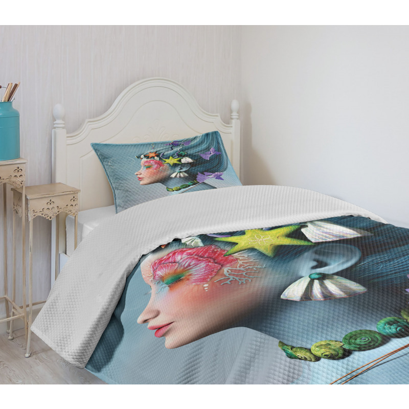 Woman Oceanic Hairstyle Bedspread Set