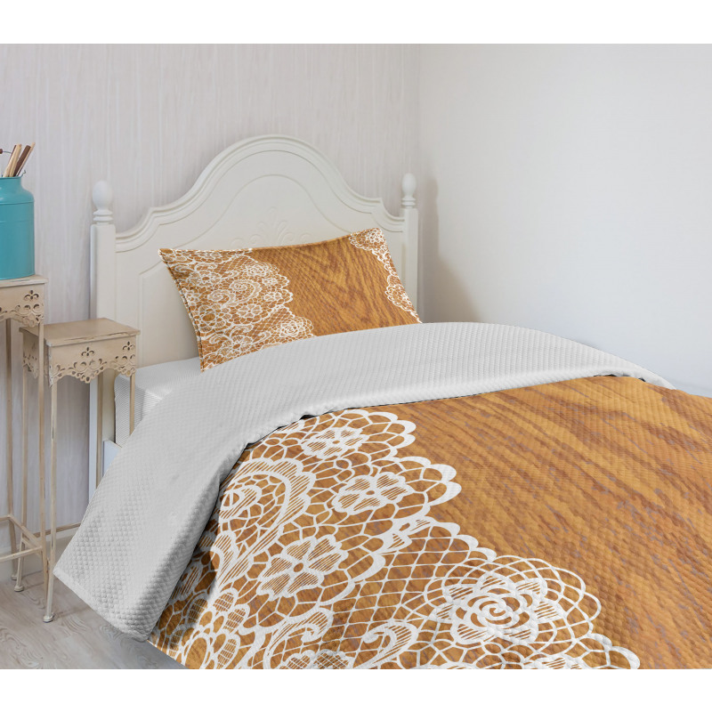 Lace Wooden Retro Bedspread Set