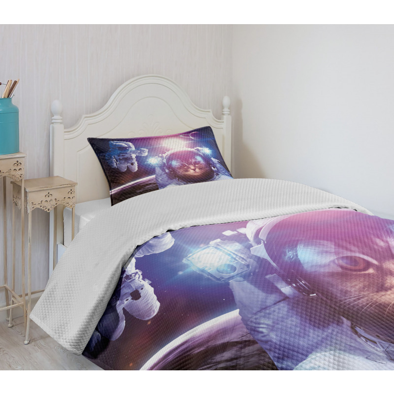 Galaxy Eclipse Saturn Bedspread Set