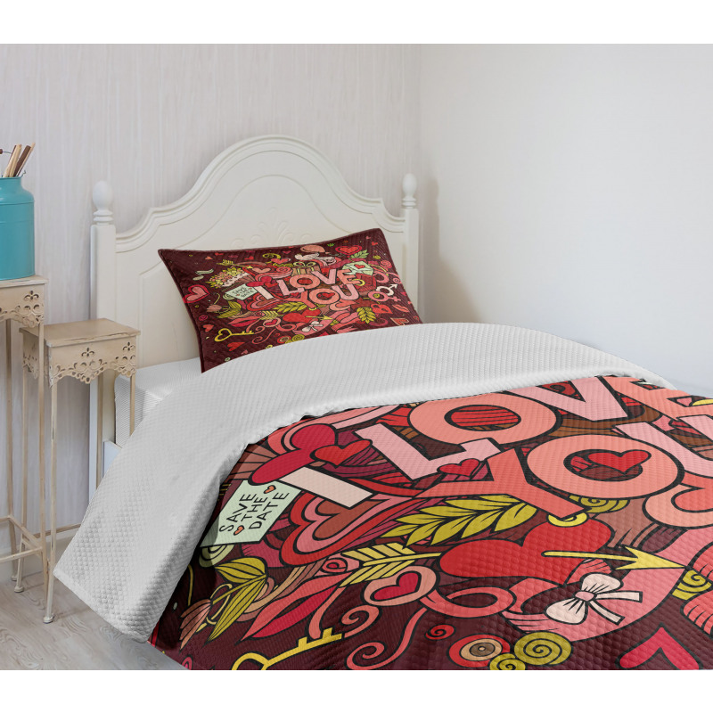 Funky Hearts Arrows Bedspread Set