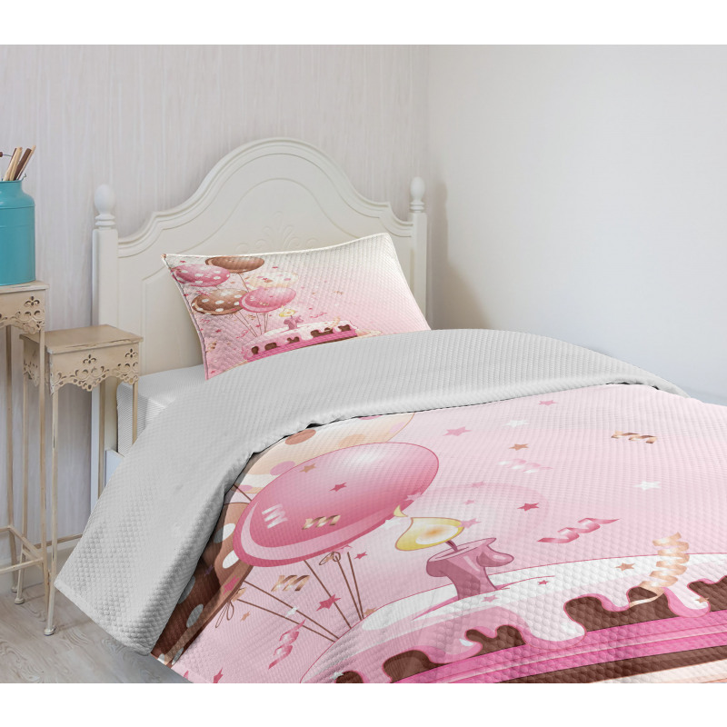 Strawberry Cake Balloons Bedspread Set