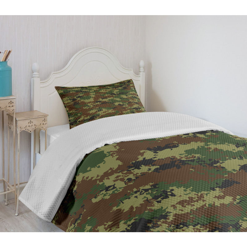 Grunge Graphic Camouflage Bedspread Set