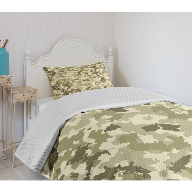 Camouflage Survival Theme Bedspread Set