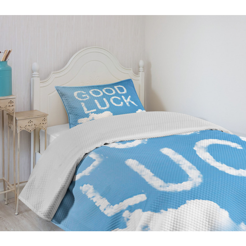 Message Sky Clouds Bedspread Set