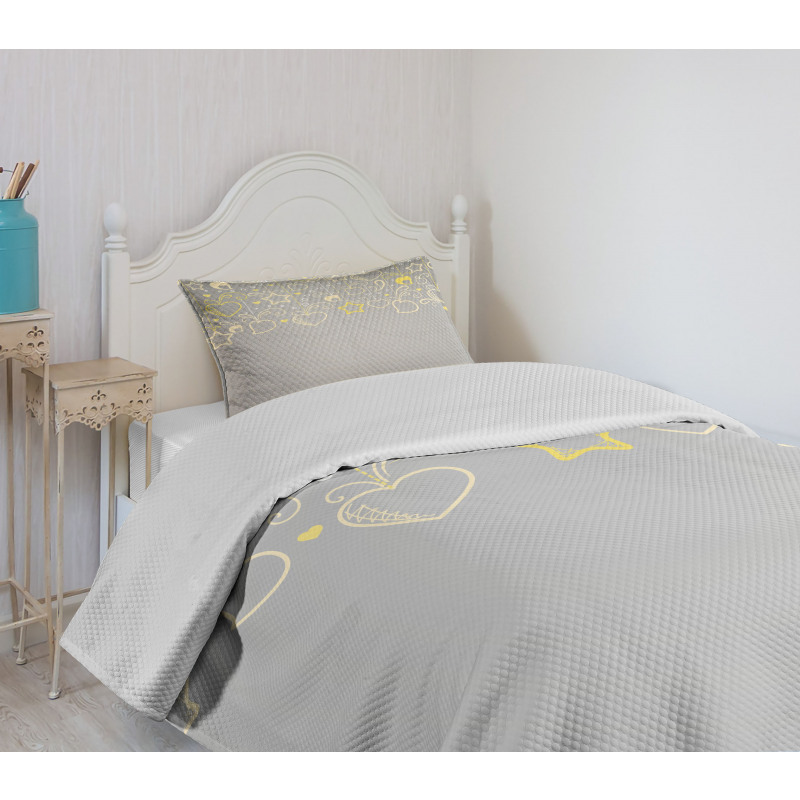 Grey Swirl Hearts Bedspread Set