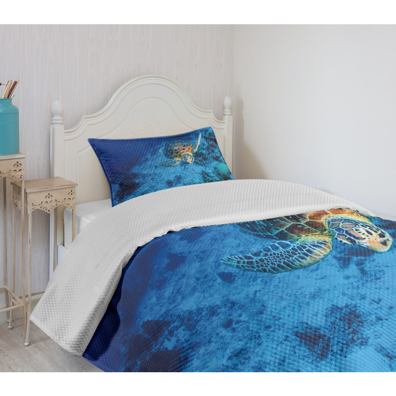 Oceanic Wildlife Bedspread Set