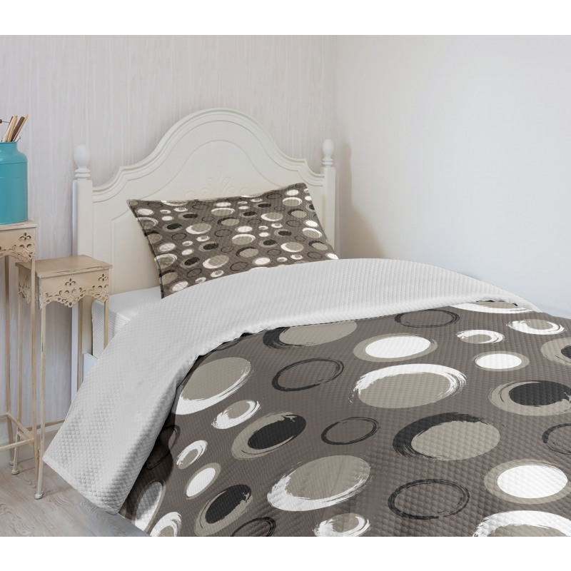 Dots Brushstrokes Grunge Bedspread Set