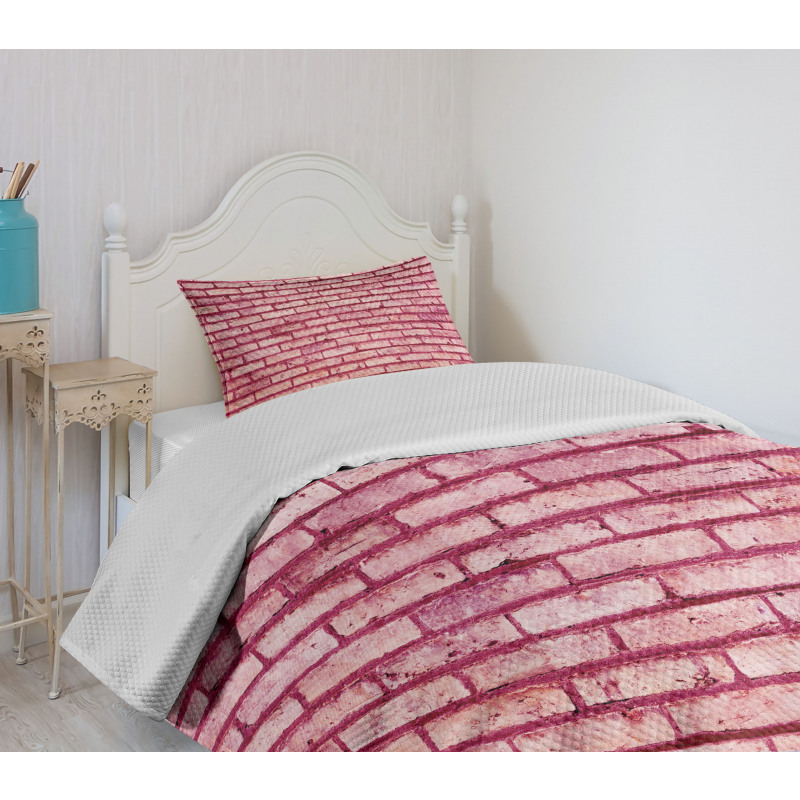 Old Brick Wall Facade Bedspread Set