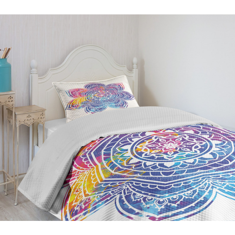 Vivid Colored Lotus Bedspread Set