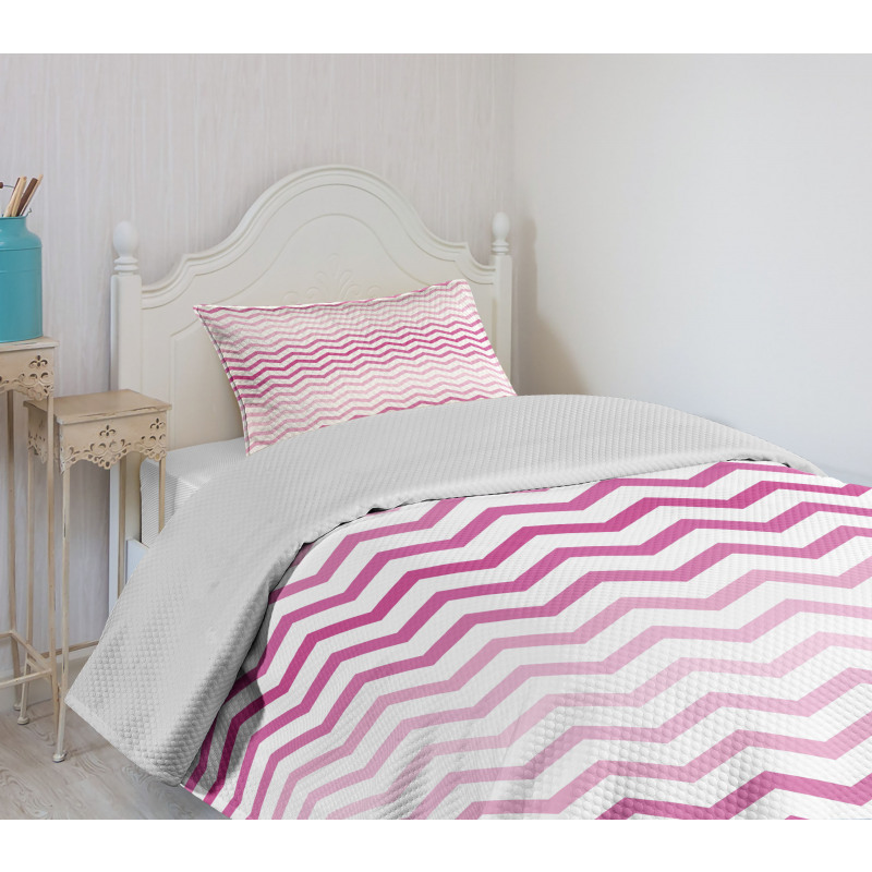 Twisted Parallel Lines Bedspread Set