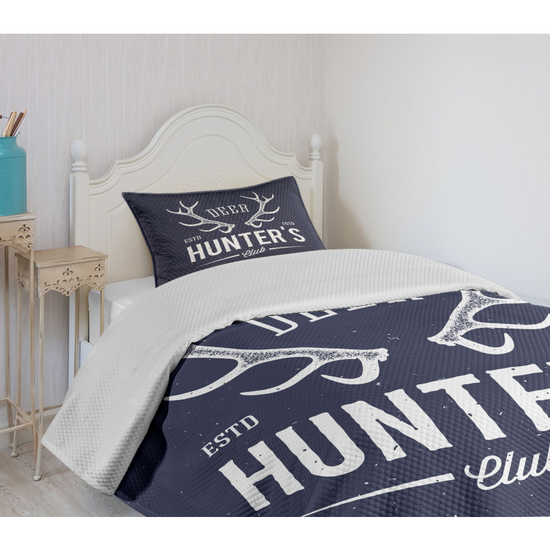 Deer Hunter Club Bedspread Set