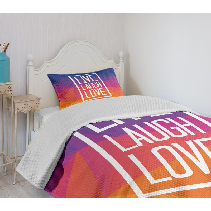 Famous Slogan Bedspread Set