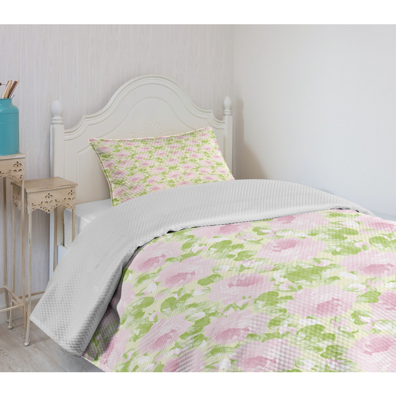 Spring Yard Pastel Bedspread Set