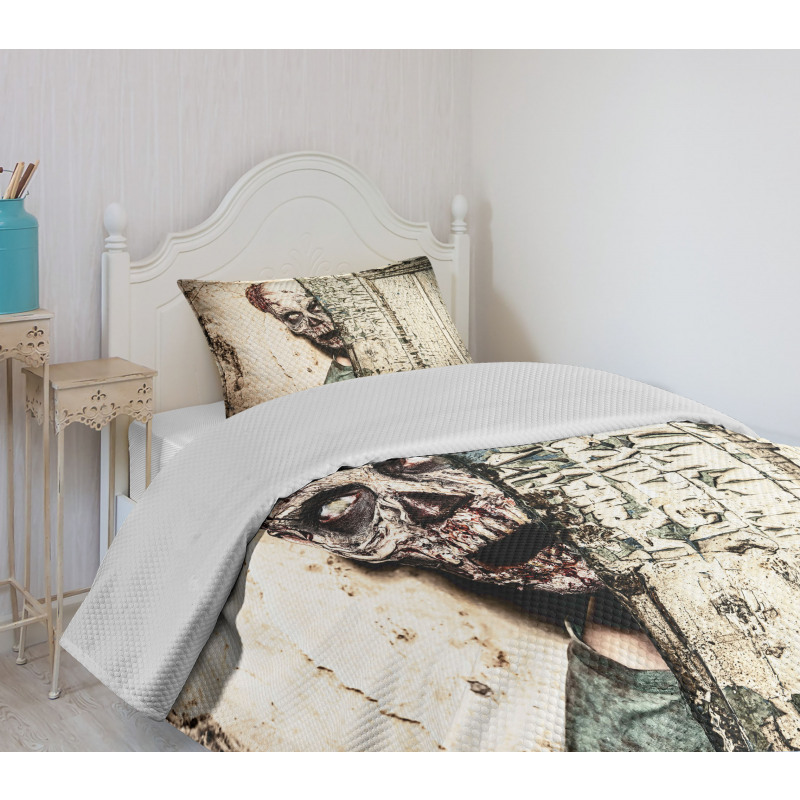 Old House Vampire Bedspread Set