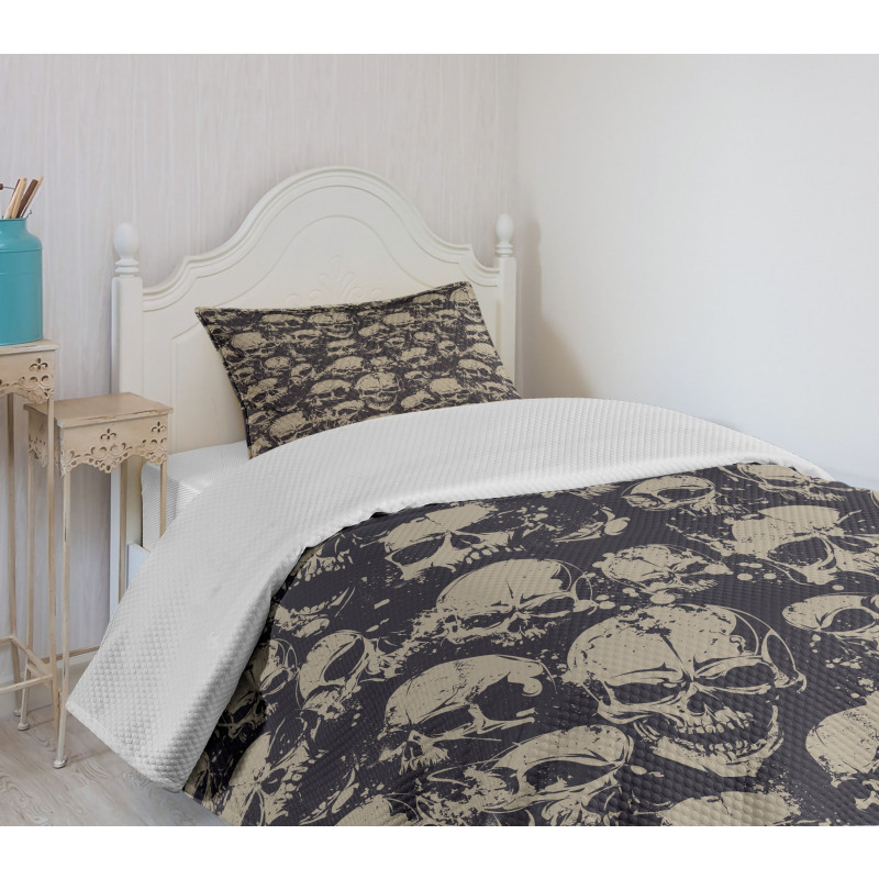 Grunge Scary Evil Bedspread Set