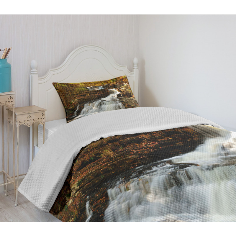 Cascade Delaware Bedspread Set