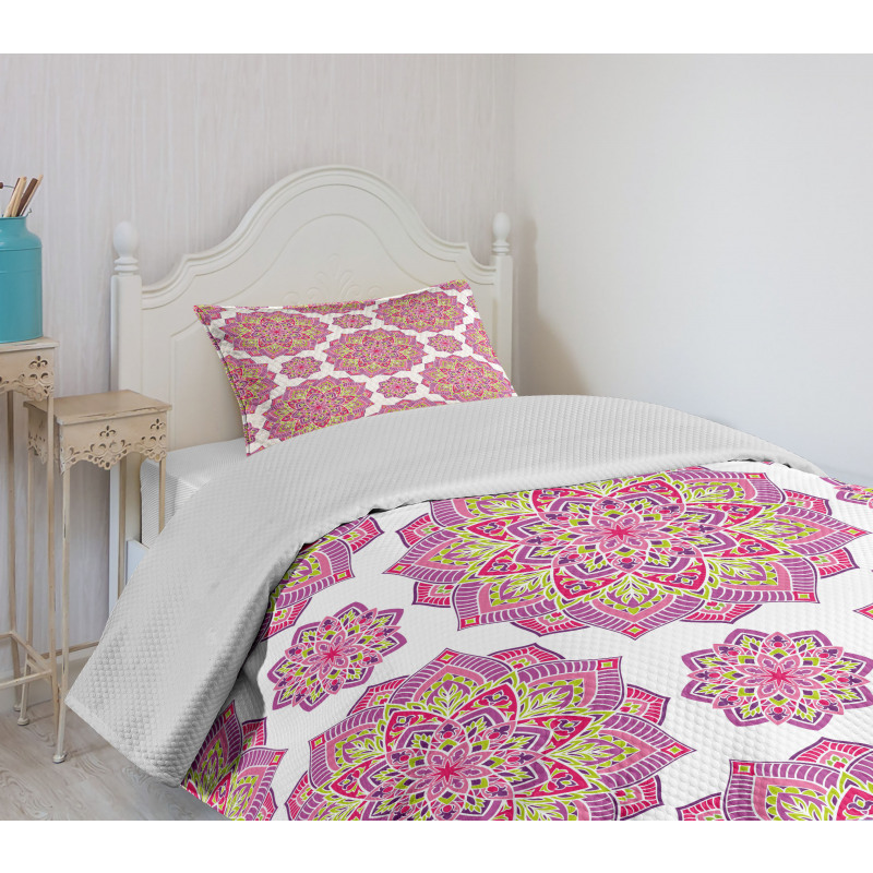 Lotus Essence Bedspread Set