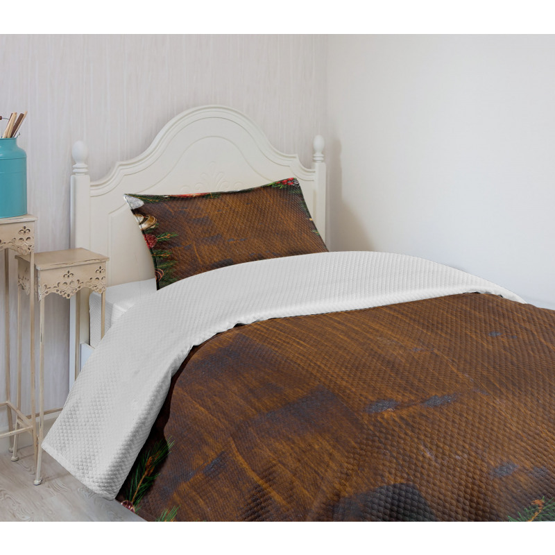 Rustic Home Baubles Bedspread Set