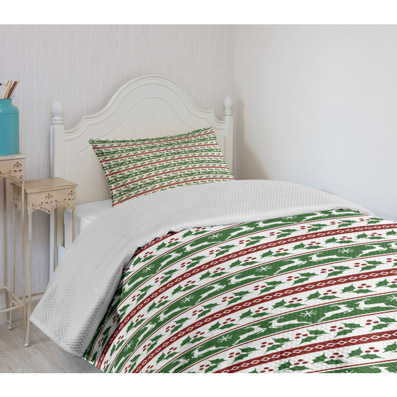 Reindeers Borders Bedspread Set