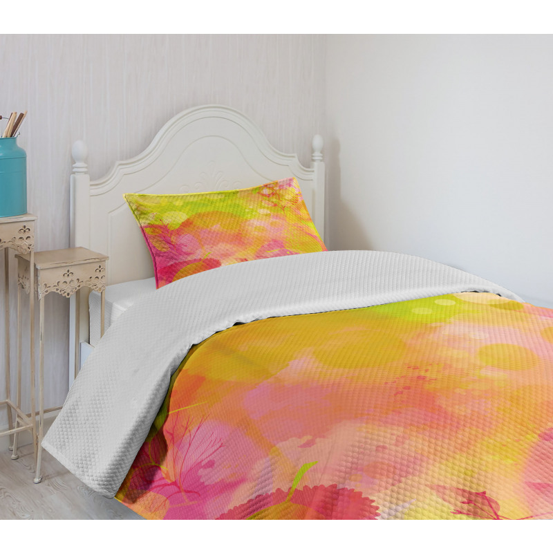 Spring Yard Watercolors Bedspread Set