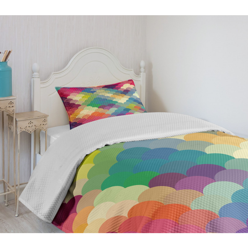 Colorful Retro Scales Bedspread Set