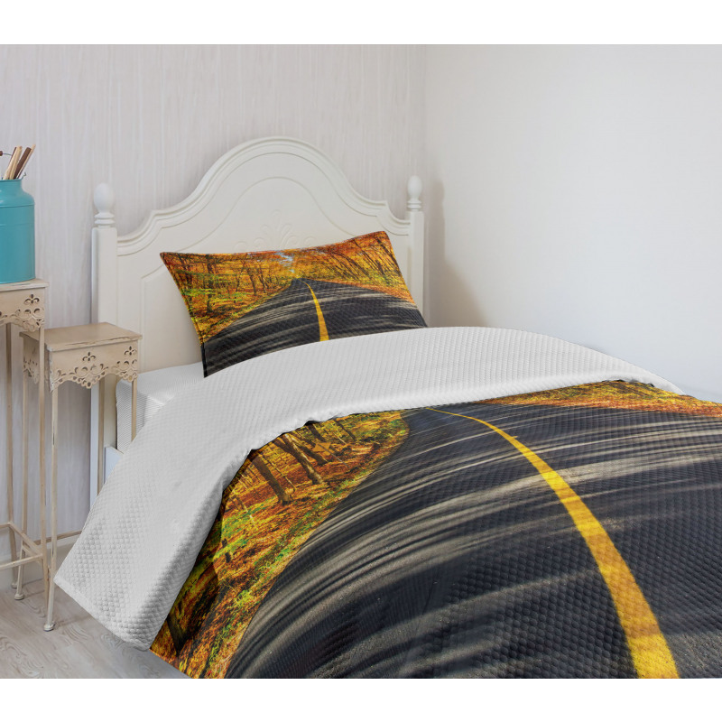 Rural Road Countryside Bedspread Set