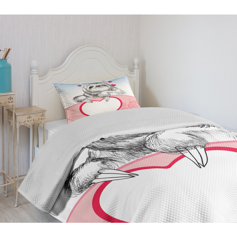 Romantic Sloth in Love Bedspread Set
