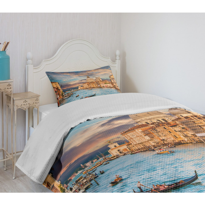 Canal Grande Italy Image Bedspread Set