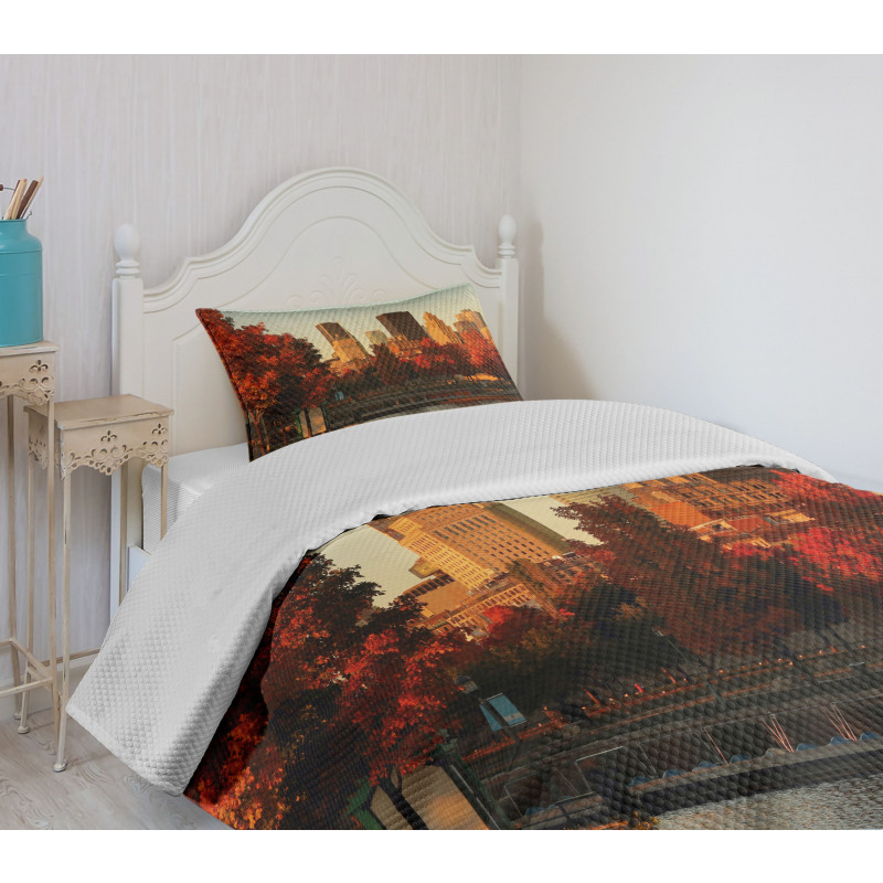 Old Port Montreal Morning Bedspread Set