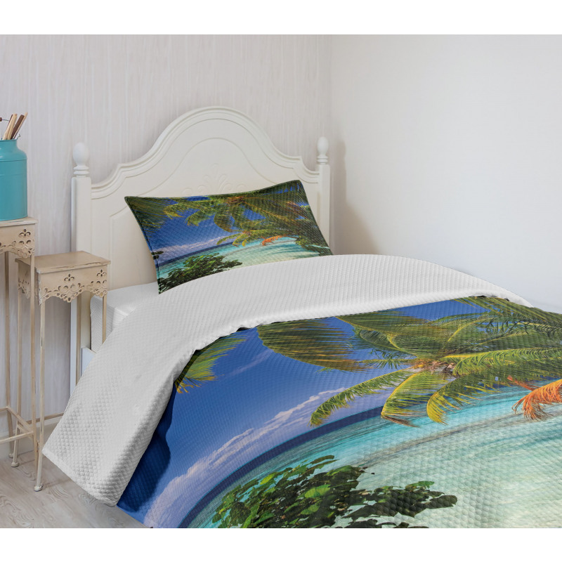 Maldives Palms Sky Bedspread Set