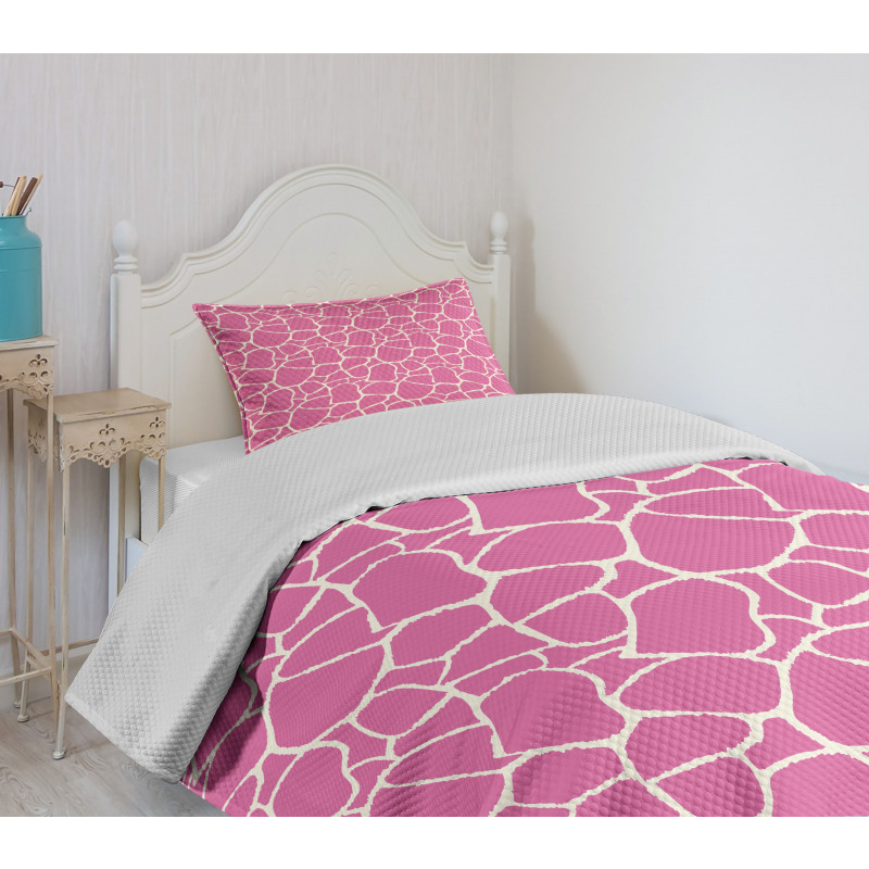 Abstract Giraffe Skin Bedspread Set