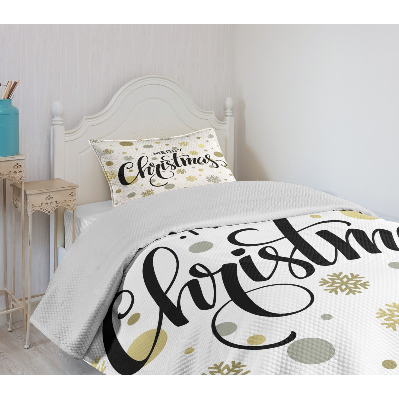 Merry Xmas Snowflake Bedspread Set