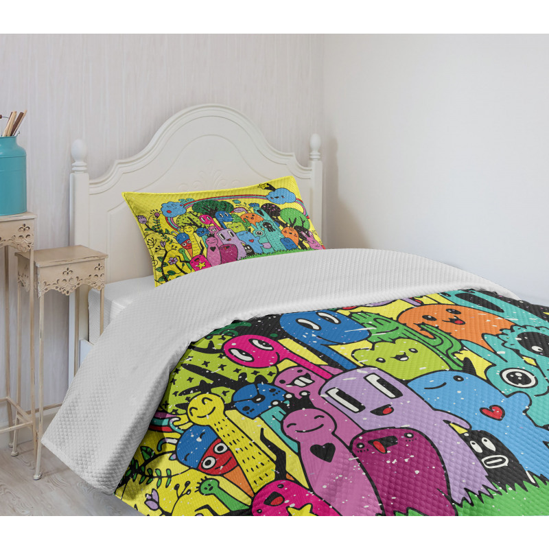 Hand Drawn Crazy Doodle Bedspread Set