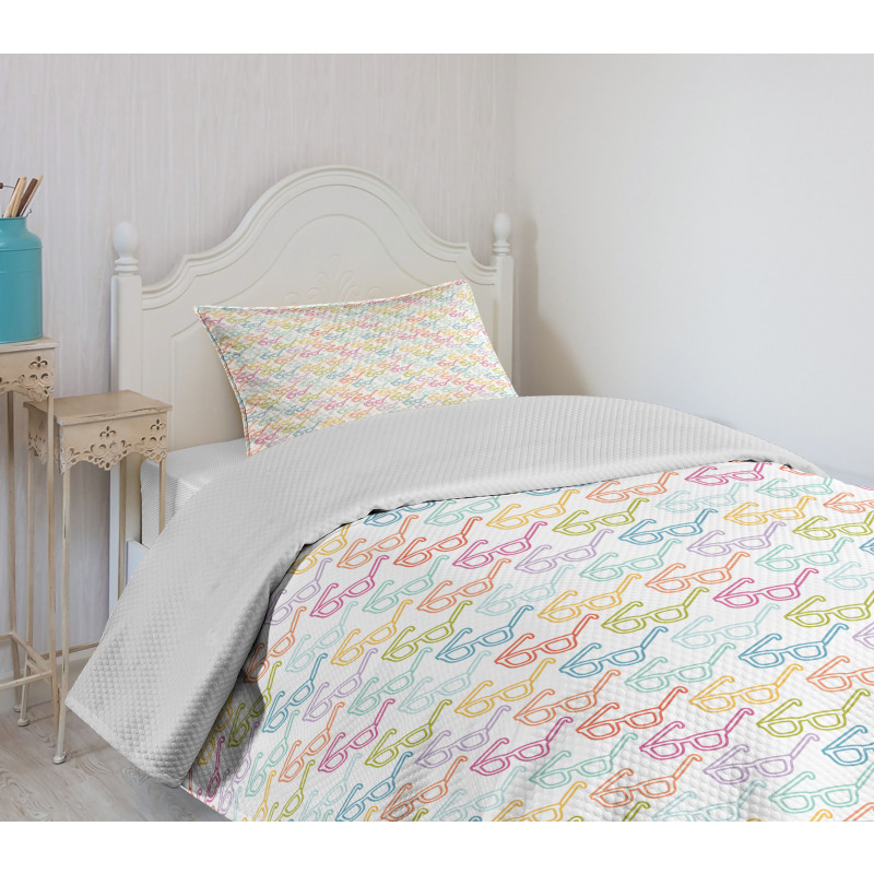 Colorful Classic Glasses Bedspread Set