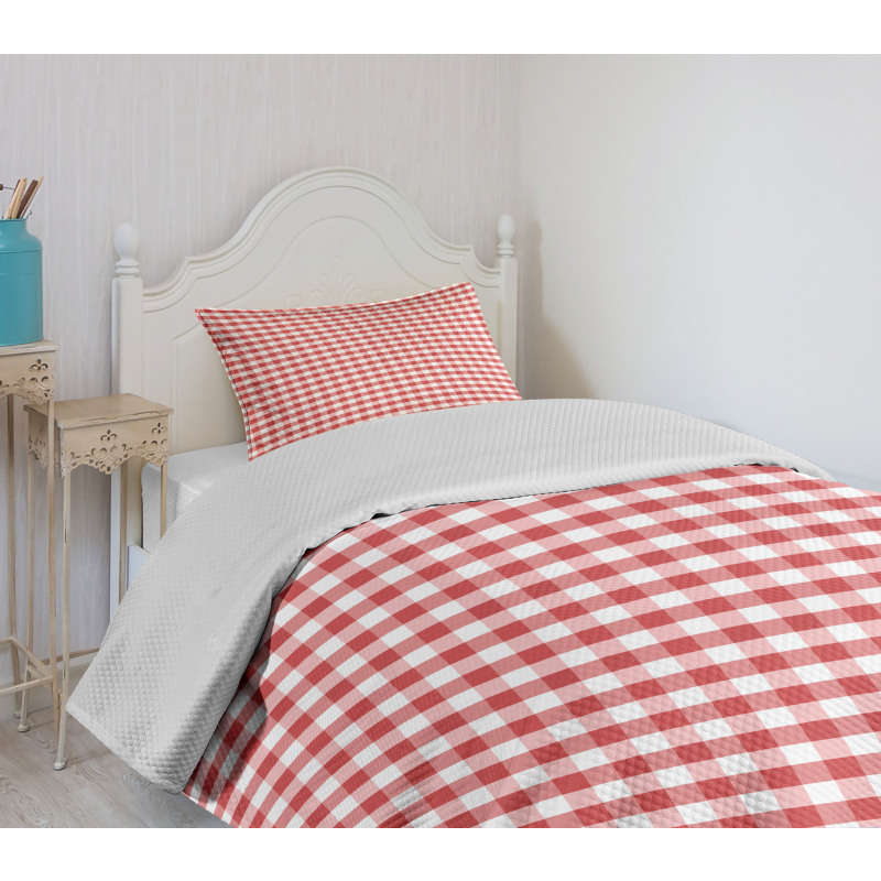 Traditional Gingham Bedspread Set