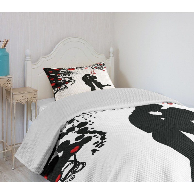 Lovers near Abstract Tree Bedspread Set