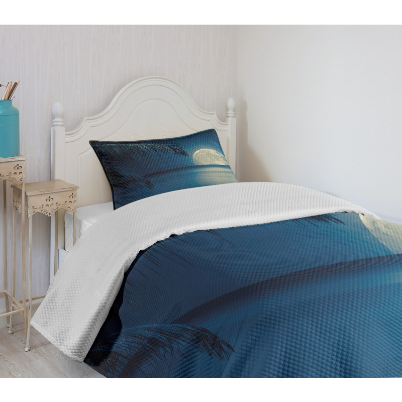 Blue Tropical Beach Image Bedspread Set